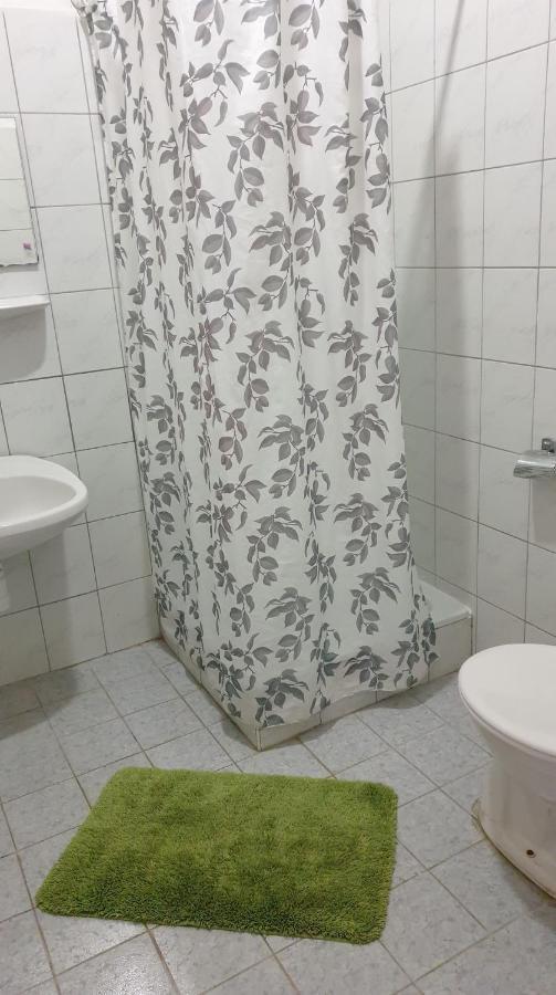 Aqua Hostel Siófok Eksteriør bilde