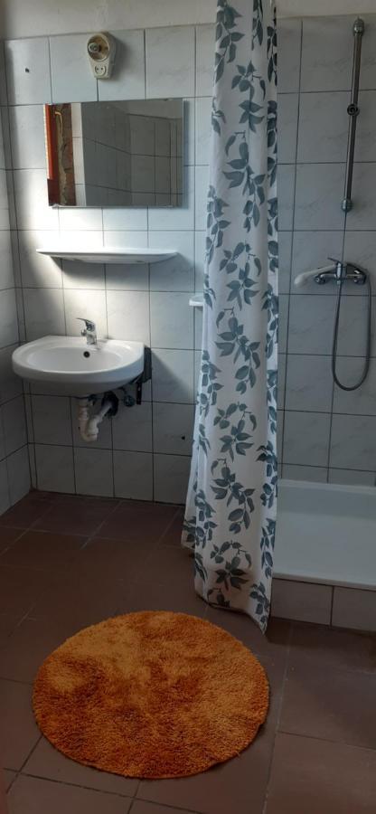 Aqua Hostel Siófok Eksteriør bilde